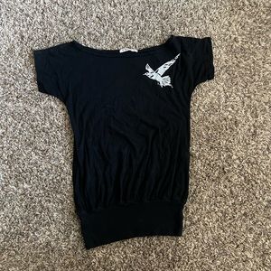 Off the Shoulder t-shirt